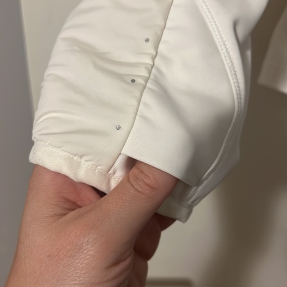 Lululemon down jacket - Picture 5 of 8